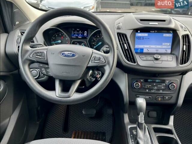 Черный Форд Эскейп, объемом двигателя 1.5 л и пробегом 187 тыс. км за 11700 $, фото 19 на Automoto.ua