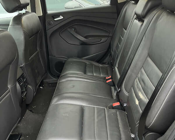 Черный Форд Эскейп, объемом двигателя 0 л и пробегом 197 тыс. км за 8600 $, фото 8 на Automoto.ua