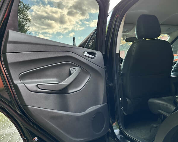 Чорний Форд Ескейп, об'ємом двигуна 2 л та пробігом 150 тис. км за 11500 $, фото 37 на Automoto.ua