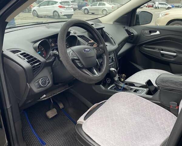 Форд Эскейп 2016 в Киеве на Automoto.ua Черный Форд Эскейп, объемом двигателя 1.5 л и пробегом 115 тыс. км за 12700 $, фото 8 на Automoto.ua