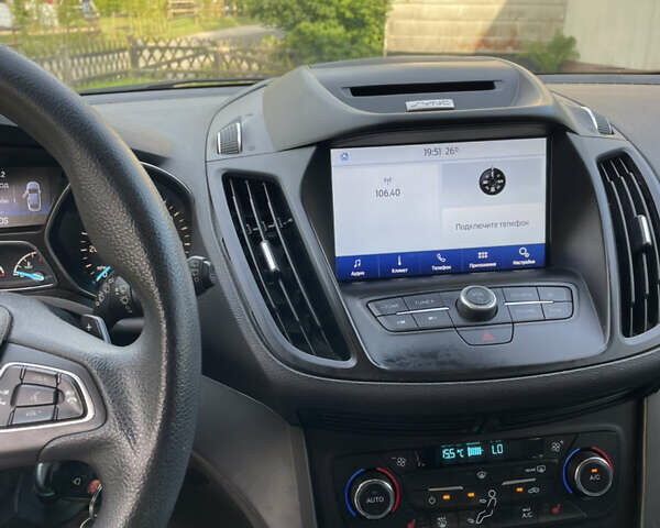 Черный Форд Эскейп, объемом двигателя 1.5 л и пробегом 88 тыс. км за 13026 $, фото 6 на Automoto.ua