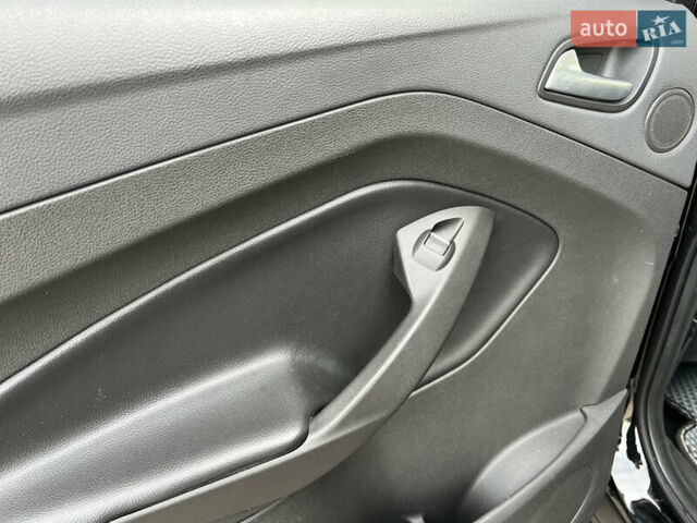 Черный Форд Эскейп, объемом двигателя 1.5 л и пробегом 187 тыс. км за 12000 $, фото 37 на Automoto.ua