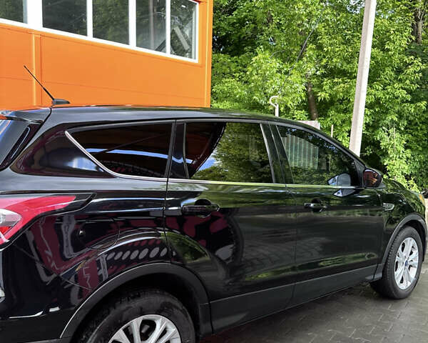 Чорний Форд Ескейп, об'ємом двигуна 2 л та пробігом 150 тис. км за 11500 $, фото 23 на Automoto.ua