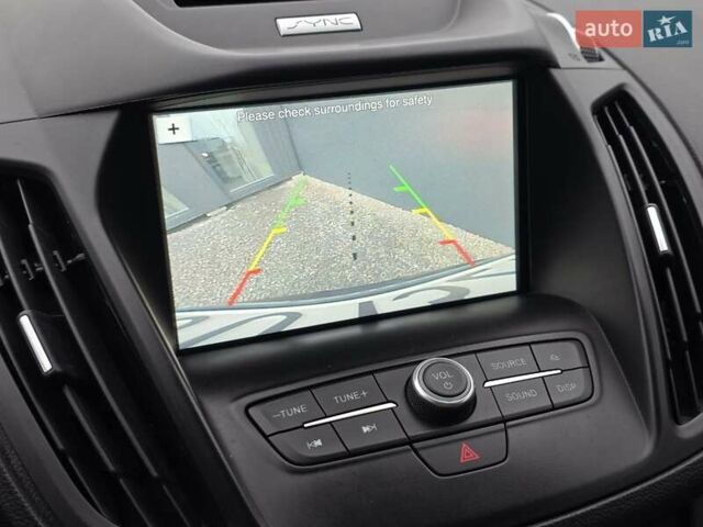 Черный Форд Эскейп, объемом двигателя 1.5 л и пробегом 86 тыс. км за 13999 $, фото 25 на Automoto.ua