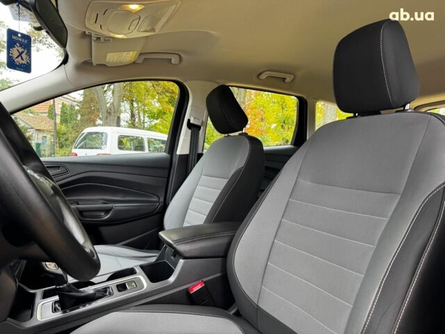 Черный Форд Эскейп, объемом двигателя 2.5 л и пробегом 201 тыс. км за 15290 $, фото 16 на Automoto.ua