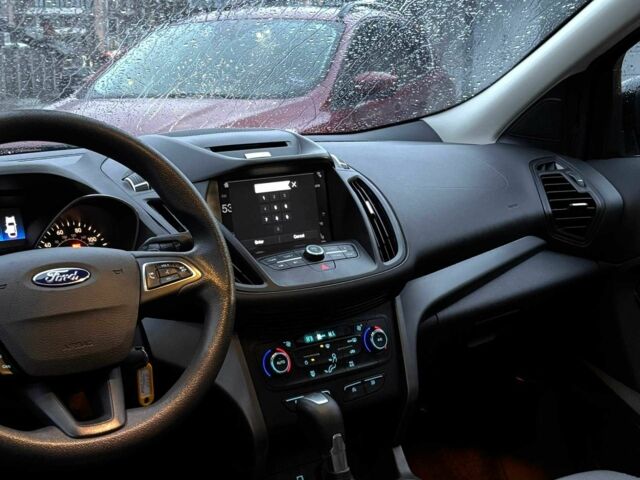 Чорний Форд Ескейп, об'ємом двигуна 1.5 л та пробігом 234 тис. км за 10899 $, фото 13 на Automoto.ua