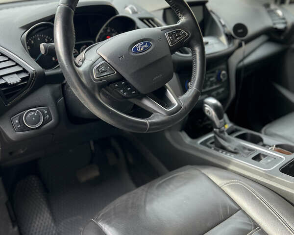 Черный Форд Эскейп, объемом двигателя 1.5 л и пробегом 116 тыс. км за 13500 $, фото 9 на Automoto.ua