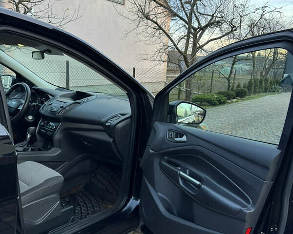 Черный Форд Эскейп, объемом двигателя 1.5 л и пробегом 265 тыс. км за 9799 $, фото 9 на Automoto.ua