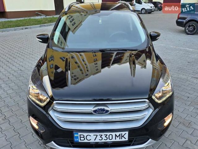 Черный Форд Эскейп, объемом двигателя 1.5 л и пробегом 106 тыс. км за 10999 $, фото 5 на Automoto.ua