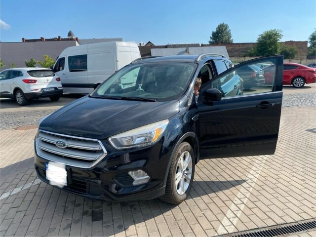 Чорний Форд Ескейп, об'ємом двигуна 1.5 л та пробігом 150 тис. км за 12300 $, фото 1 на Automoto.ua