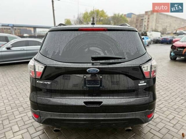 Чорний Форд Ескейп, об'ємом двигуна 2 л та пробігом 152 тис. км за 7500 $, фото 3 на Automoto.ua