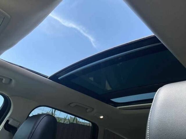 Черный Форд Эскейп, объемом двигателя 2 л и пробегом 165 тыс. км за 9500 $, фото 10 на Automoto.ua