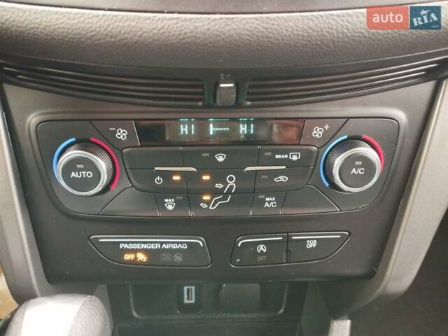 Чорний Форд Ескейп, об'ємом двигуна 1.5 л та пробігом 219 тис. км за 10500 $, фото 26 на Automoto.ua