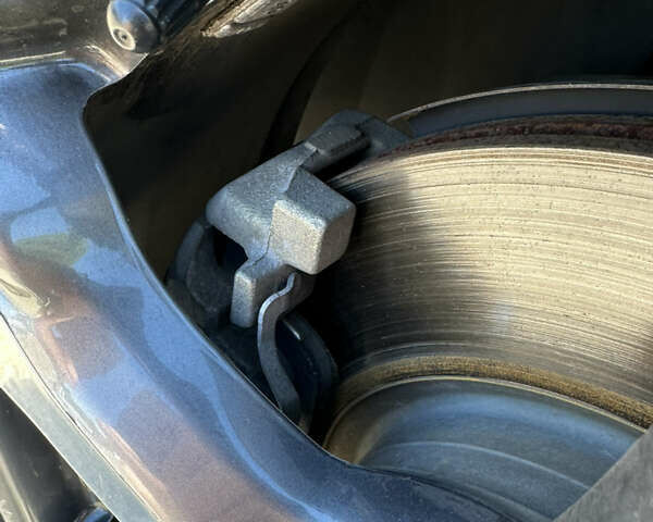 Черный Форд Эскейп, объемом двигателя 2 л и пробегом 111 тыс. км за 13300 $, фото 14 на Automoto.ua