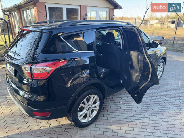 Чорний Форд Ескейп, об'ємом двигуна 2 л та пробігом 159 тис. км за 13800 $, фото 18 на Automoto.ua