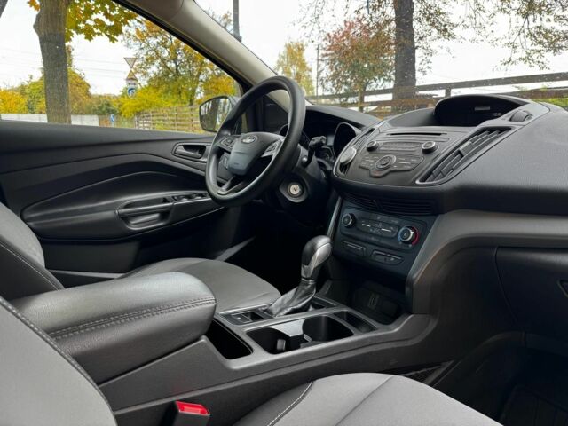 Черный Форд Эскейп, объемом двигателя 2.5 л и пробегом 201 тыс. км за 15290 $, фото 25 на Automoto.ua