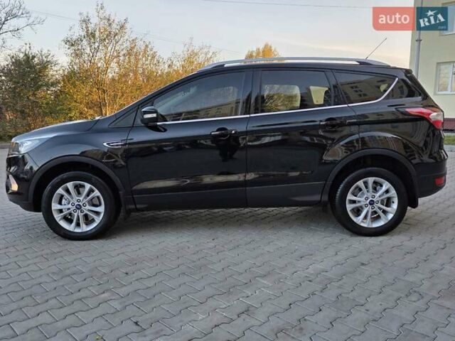 Черный Форд Эскейп, объемом двигателя 1.5 л и пробегом 106 тыс. км за 10999 $, фото 8 на Automoto.ua