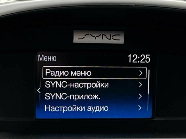 Черный Форд Эскейп, объемом двигателя 2 л и пробегом 160 тыс. км за 12690 $, фото 18 на Automoto.ua