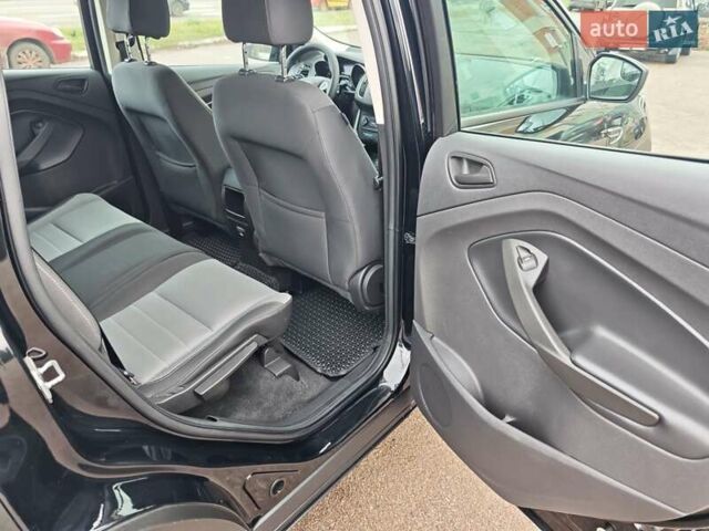 Черный Форд Эскейп, объемом двигателя 2.5 л и пробегом 187 тыс. км за 13500 $, фото 18 на Automoto.ua