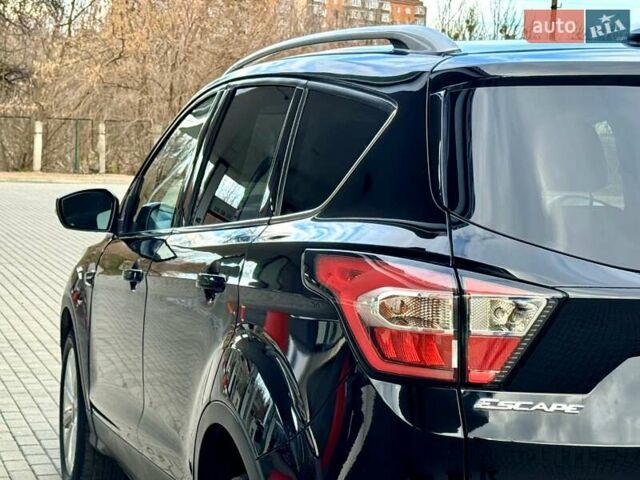 Чорний Форд Ескейп, об'ємом двигуна 1.5 л та пробігом 239 тис. км за 12300 $, фото 16 на Automoto.ua