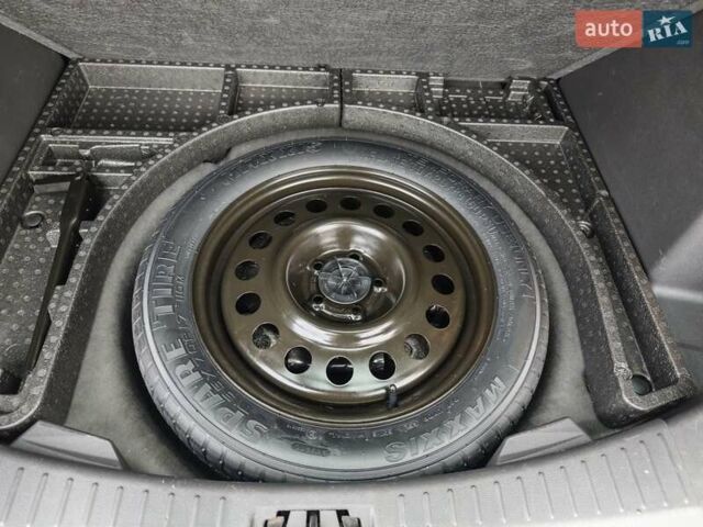 Черный Форд Эскейп, объемом двигателя 2.5 л и пробегом 187 тыс. км за 13500 $, фото 16 на Automoto.ua