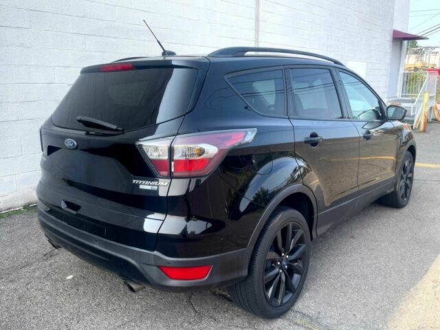 Форд Эскейп 2017 в Днепре (Днепропетровске) на Automoto.ua Черный Форд Эскейп, объемом двигателя 2 л и пробегом 66 тыс. км за 6000 $, фото 4 на Automoto.ua