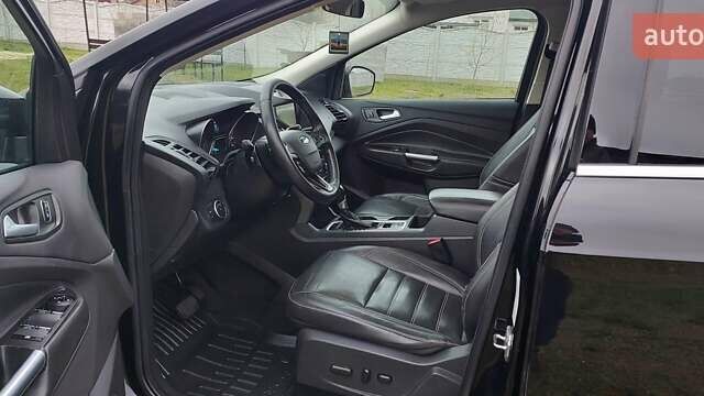 Черный Форд Эскейп, объемом двигателя 1.5 л и пробегом 254 тыс. км за 10700 $, фото 13 на Automoto.ua