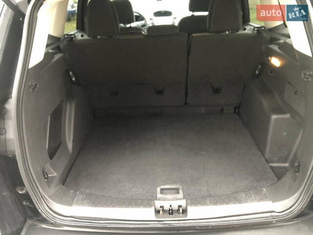 Черный Форд Эскейп, объемом двигателя 2.5 л и пробегом 187 тыс. км за 13800 $, фото 25 на Automoto.ua