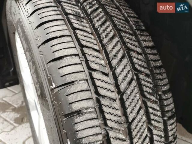 Чорний Форд Ескейп, об'ємом двигуна 1.5 л та пробігом 219 тис. км за 10500 $, фото 8 на Automoto.ua