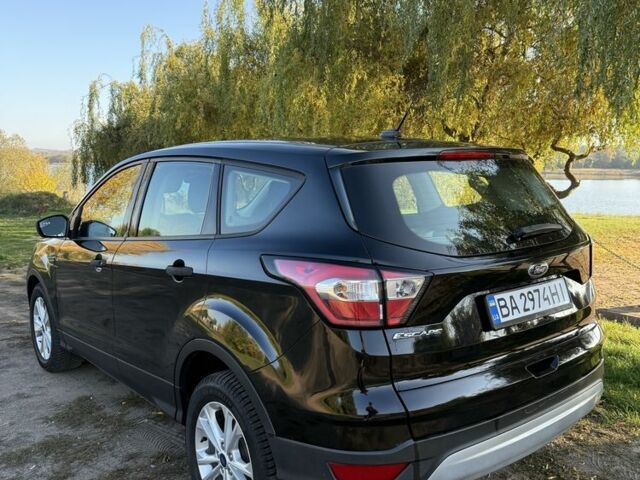 Форд Эскейп 2017 в Гайвороне на Automoto.ua Черный Форд Эскейп, объемом двигателя 2.5 л и пробегом 3 тыс. км за 13500 $, фото 2 на Automoto.ua