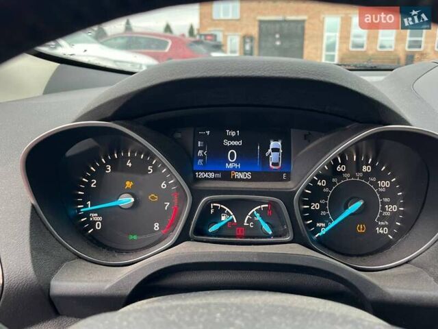 Черный Форд Эскейп, объемом двигателя 2 л и пробегом 194 тыс. км за 9600 $, фото 16 на Automoto.ua