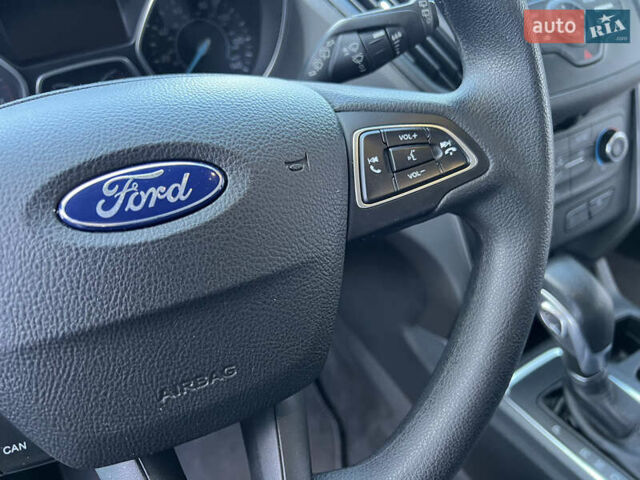 Форд Эскейп 2017 в Киеве на Automoto.ua Черный Форд Эскейп, объемом двигателя 2.5 л и пробегом 98 тыс. км за 13500 $, фото 35 на Automoto.ua