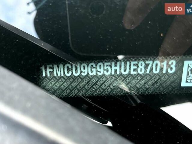 Чорний Форд Ескейп, об'ємом двигуна 2 л та пробігом 83 тис. км за 16900 $, фото 45 на Automoto.ua