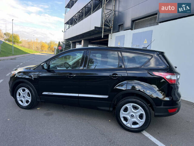 Форд Эскейп 2017 в Киеве на Automoto.ua Черный Форд Эскейп, объемом двигателя 2.5 л и пробегом 98 тыс. км за 13500 $, фото 3 на Automoto.ua