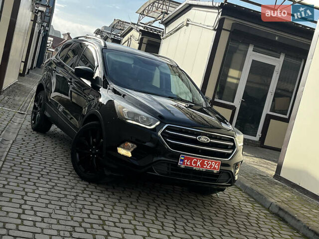 Черный Форд Эскейп, объемом двигателя 1.5 л и пробегом 151 тыс. км за 11990 $, фото 6 на Automoto.ua