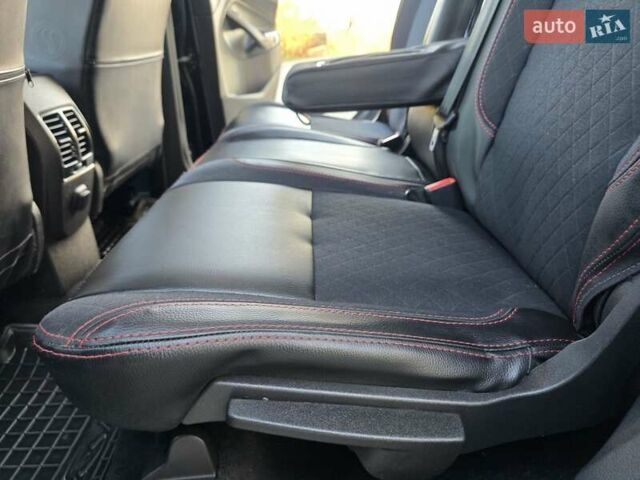 Черный Форд Эскейп, объемом двигателя 1.5 л и пробегом 106 тыс. км за 10999 $, фото 96 на Automoto.ua