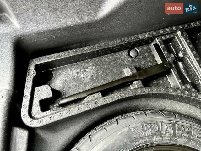 Чорний Форд Ескейп, об'ємом двигуна 2 л та пробігом 83 тис. км за 16900 $, фото 14 на Automoto.ua
