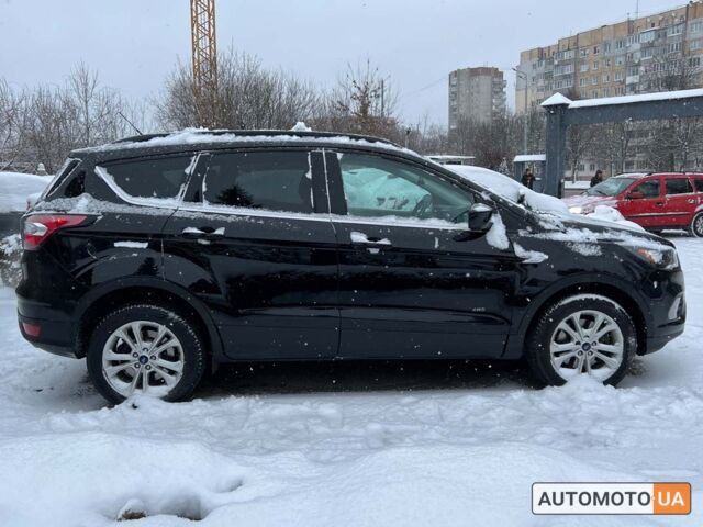 Черный Форд Эскейп, объемом двигателя 1.5 л и пробегом 88 тыс. км за 14600 $, фото 6 на Automoto.ua