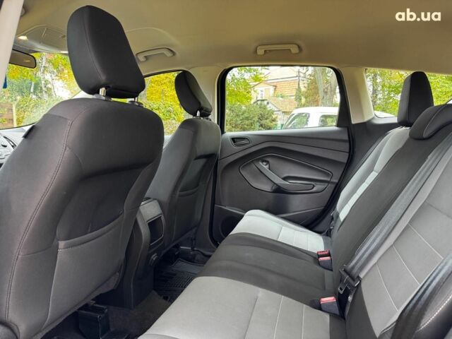 Черный Форд Эскейп, объемом двигателя 2.5 л и пробегом 201 тыс. км за 15290 $, фото 22 на Automoto.ua