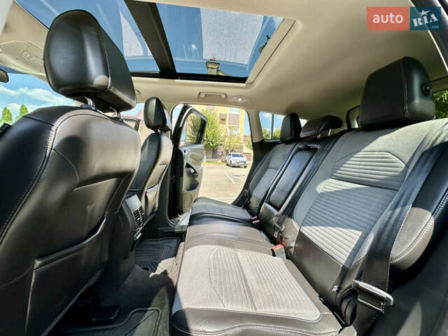 Чорний Форд Ескейп, об'ємом двигуна 1.5 л та пробігом 187 тис. км за 12999 $, фото 37 на Automoto.ua