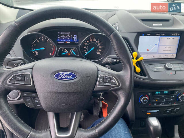 Черный Форд Эскейп, объемом двигателя 1.5 л и пробегом 89 тыс. км за 13950 $, фото 7 на Automoto.ua