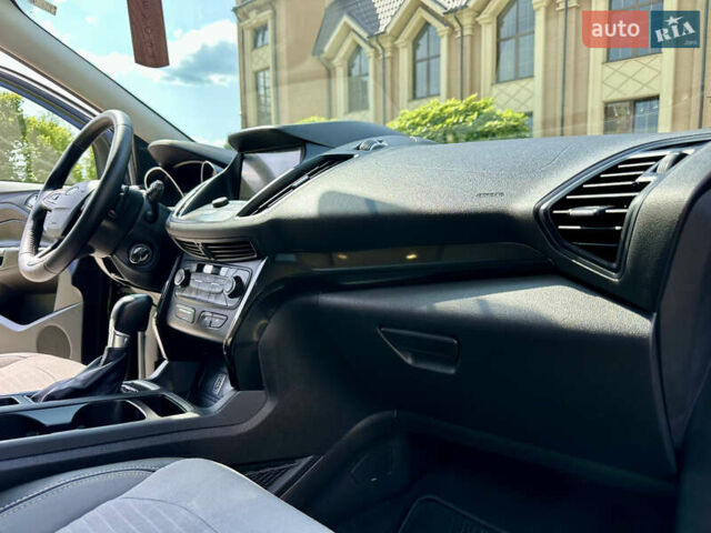 Чорний Форд Ескейп, об'ємом двигуна 1.5 л та пробігом 187 тис. км за 12999 $, фото 34 на Automoto.ua