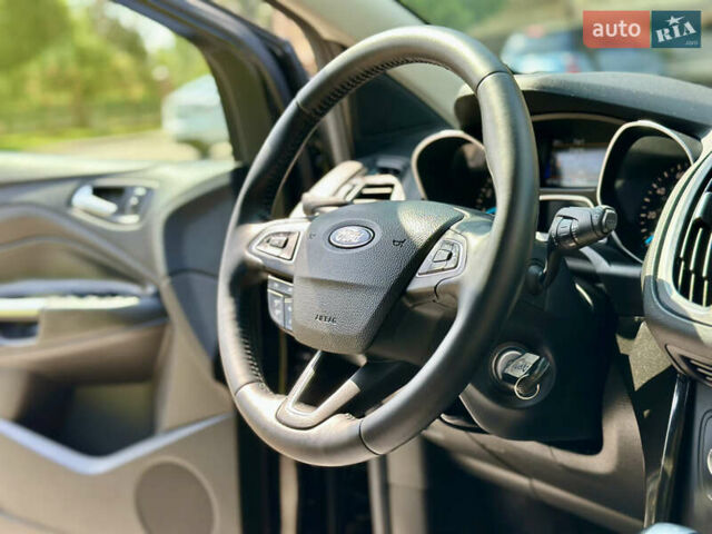 Чорний Форд Ескейп, об'ємом двигуна 1.5 л та пробігом 187 тис. км за 12999 $, фото 27 на Automoto.ua