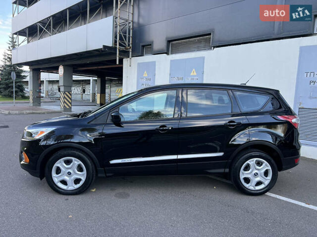 Форд Эскейп 2017 в Киеве на Automoto.ua Черный Форд Эскейп, объемом двигателя 2.5 л и пробегом 98 тыс. км за 13500 $, фото 2 на Automoto.ua