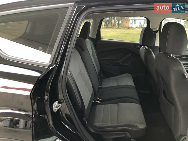 Черный Форд Эскейп, объемом двигателя 2.5 л и пробегом 187 тыс. км за 13800 $, фото 19 на Automoto.ua