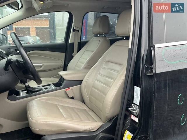 Черный Форд Эскейп, объемом двигателя 2 л и пробегом 194 тыс. км за 9600 $, фото 9 на Automoto.ua