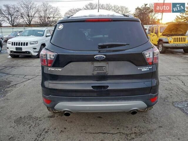 Черный Форд Эскейп, объемом двигателя 2 л и пробегом 74 тыс. км за 1900 $, фото 5 на Automoto.ua