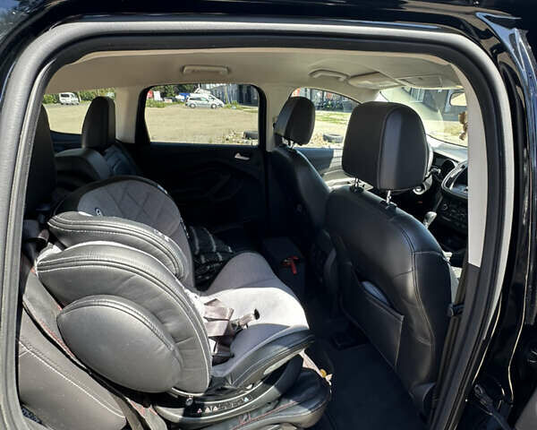 Черный Форд Эскейп, объемом двигателя 2 л и пробегом 111 тыс. км за 13300 $, фото 9 на Automoto.ua