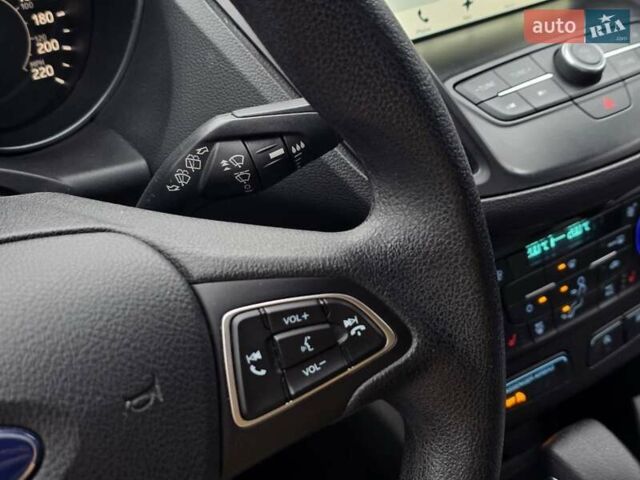 Черный Форд Эскейп, объемом двигателя 1.5 л и пробегом 86 тыс. км за 13999 $, фото 27 на Automoto.ua