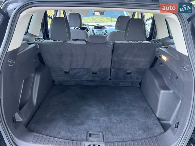 Форд Эскейп 2017 в Киеве на Automoto.ua Черный Форд Эскейп, объемом двигателя 2.5 л и пробегом 98 тыс. км за 13500 $, фото 22 на Automoto.ua